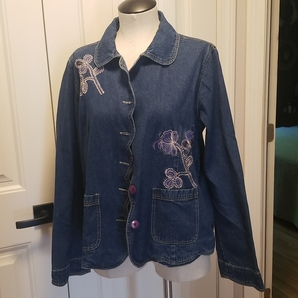 Keren Hart Shacket Jacket Denim Embroidered Scalloped Edging Floral Medium